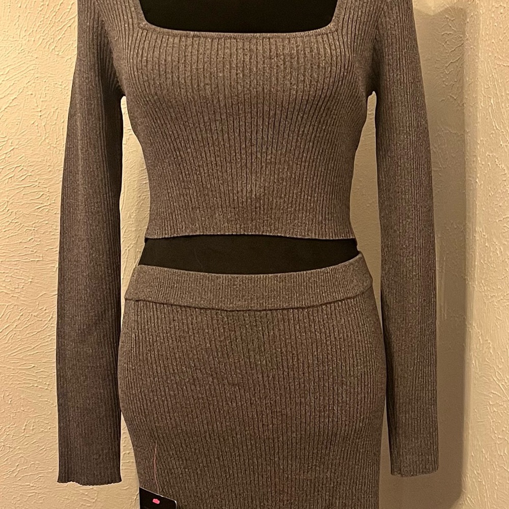 Bebe 2 piece bodycon Skirt Set